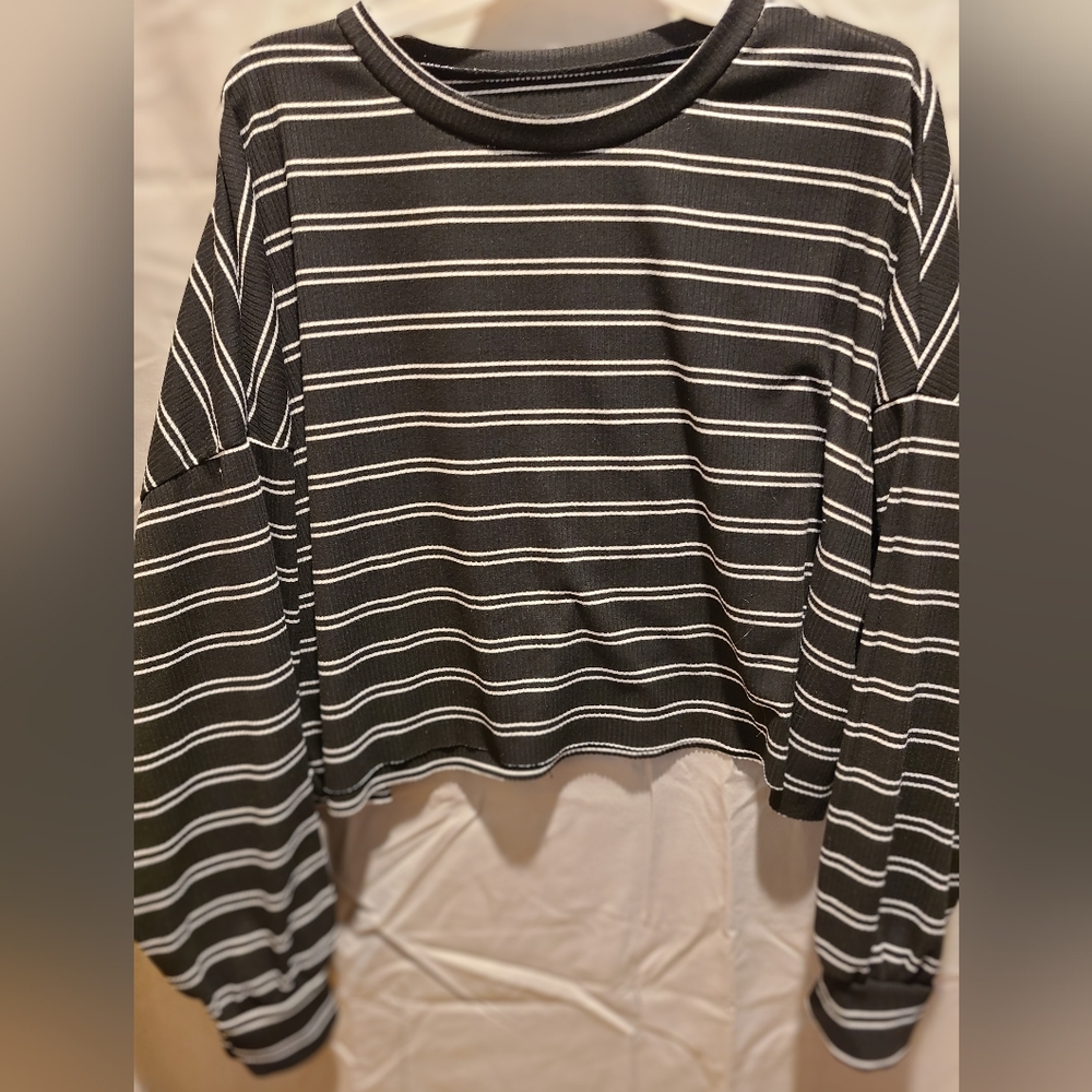 Shein curve top